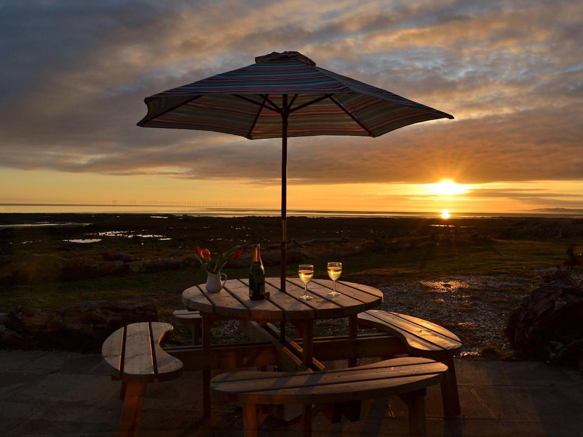 Driftwood Villa Mainsriddle ภายนอก รูปภาพ